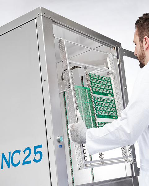 NC25 Close Up - Cleaning